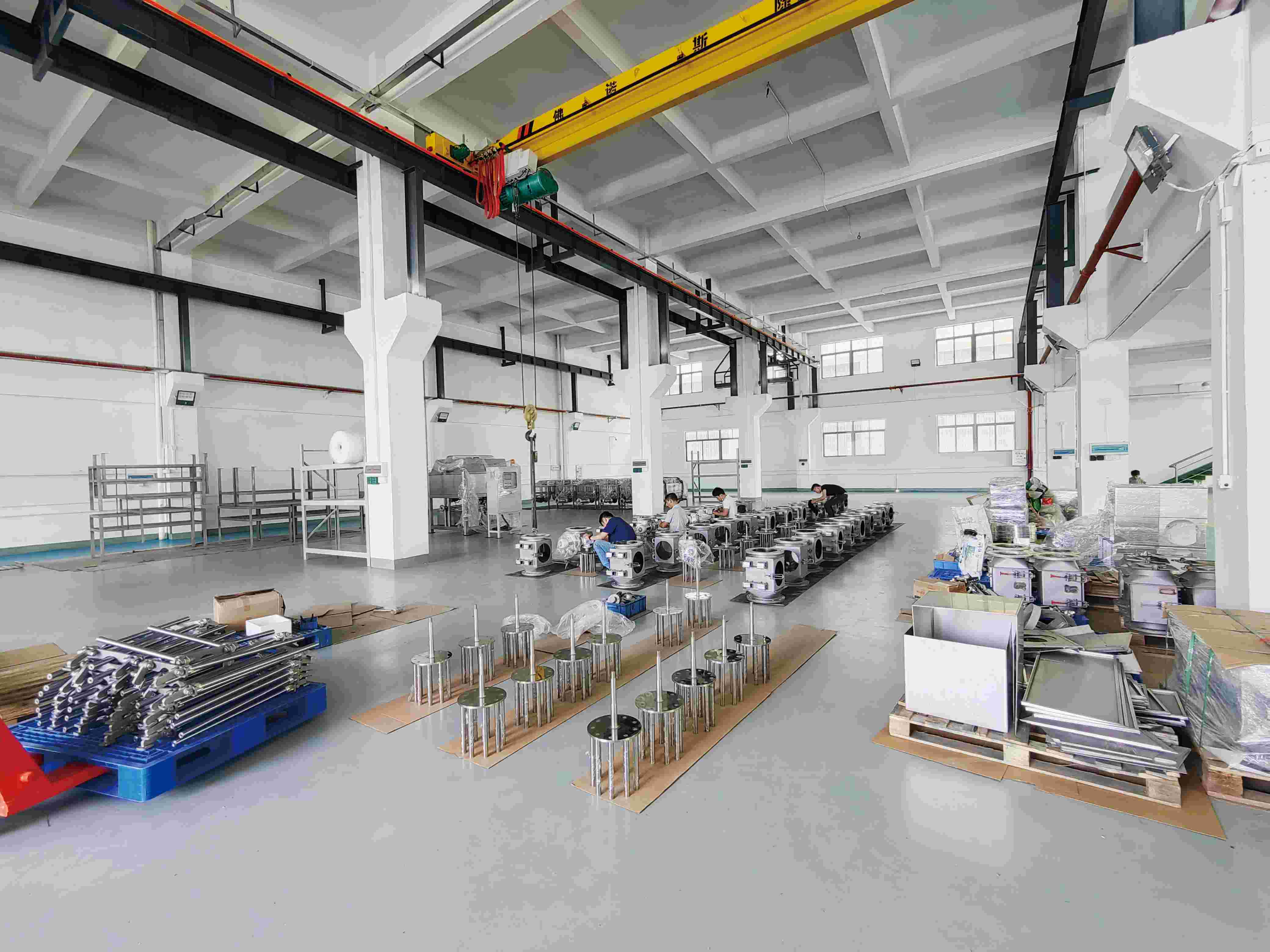 „Magnetická přesnost, zajištění kvality“ – Odhalení principu fungování magnetických separátorů