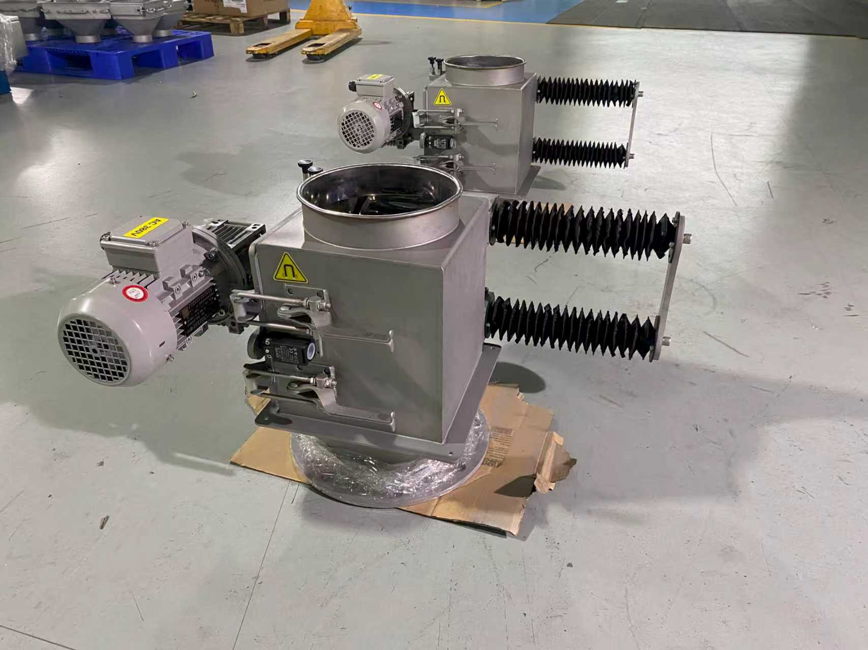 Už vás nebaví železné nečistoty? Vyzkoušejte Plně automatický rotační odstraňovač železa!